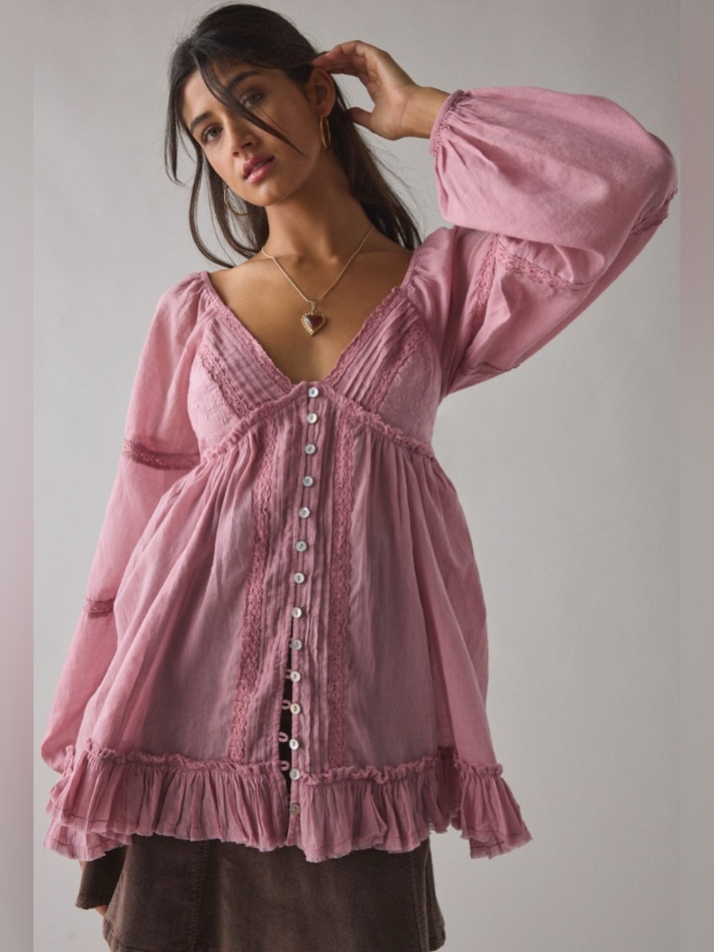 Kimchi Blue Delphine lace trim long sleeve babydoll tunic top